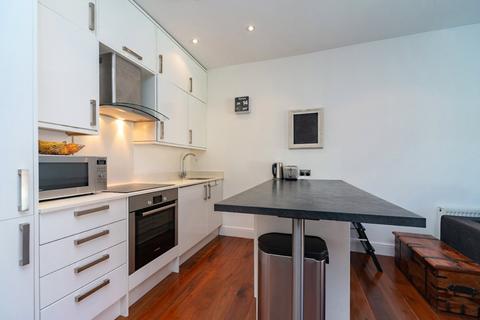 2 bedroom apartment for sale, Minster Road, West Hampstead