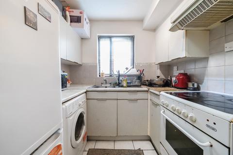 1 bedroom apartment for sale, Marina Approach, Hayes, Middlesex