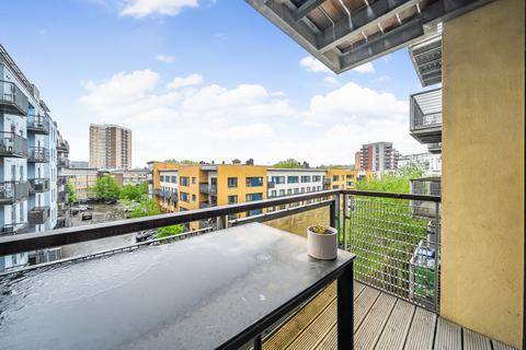 Flat 13, 1 Tarves Way, Greenwich, London, SE10 9JE