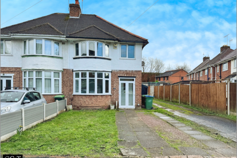 3 bedroom semi-detached house to rent, Wrights Lane, Cradley Heath