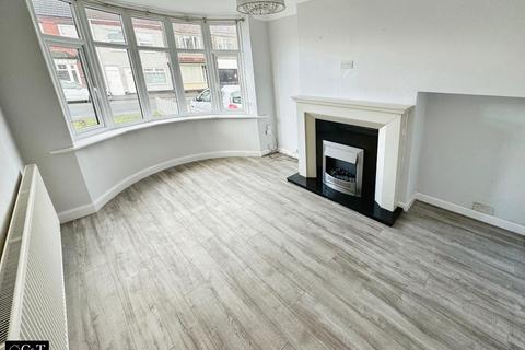 3 bedroom semi-detached house to rent, Wrights Lane, Cradley Heath