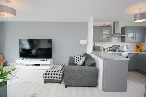 2 bedroom flat to rent, Newcastle upon Tyne NE5