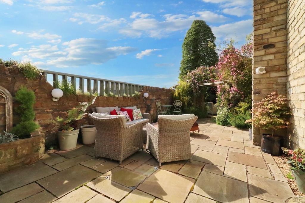 Rear patio area