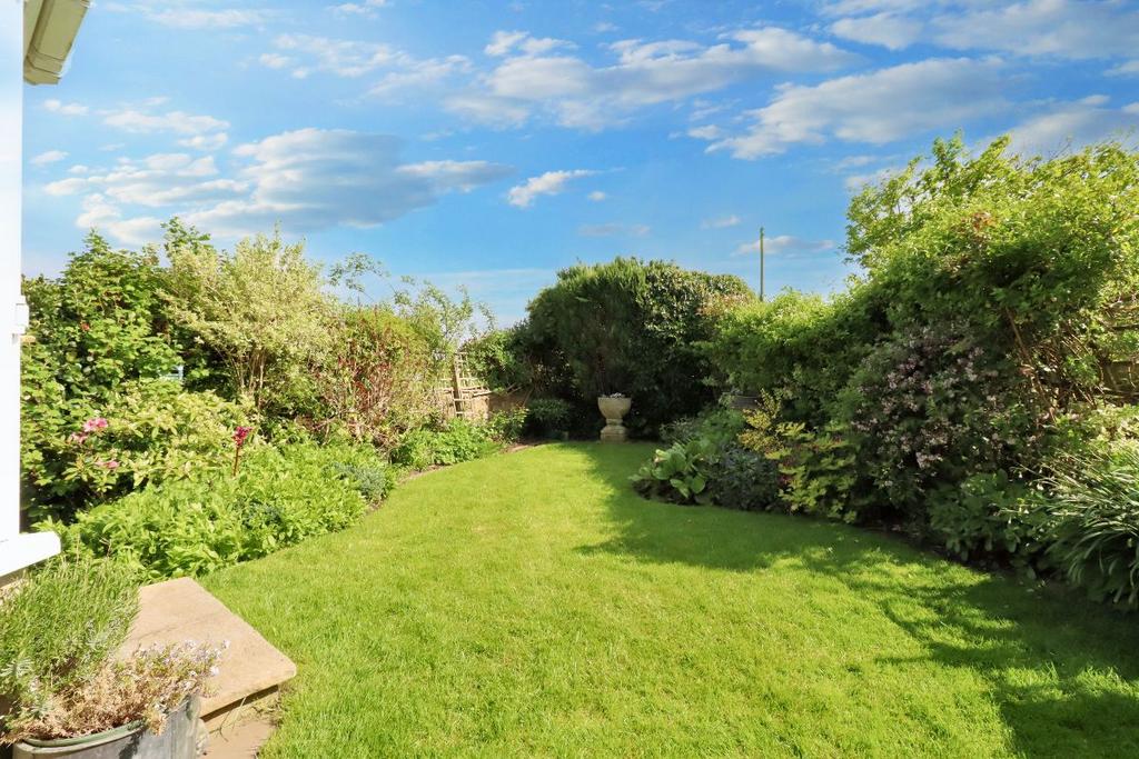 Side garden