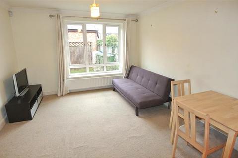 1 bedroom apartment to rent, Balfour Road, Weybridge KT13
