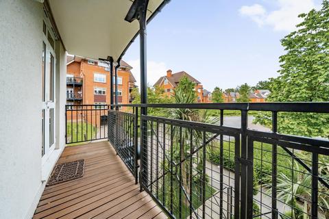 2 Lady Aylesford Avenue, Stanmore, HA7 4FH