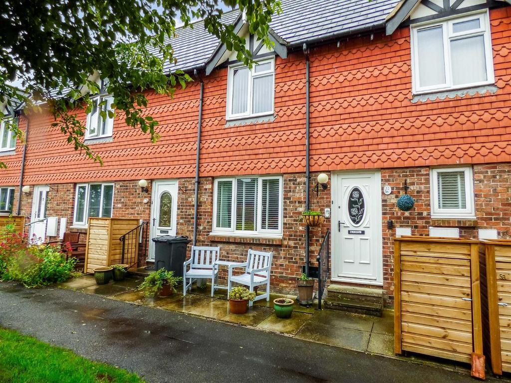 Village Court, Whitley Bay 1 bed apartment £650 pcm (£150 pw)