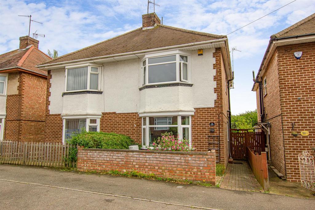 Wallis Road, Kettering NN15 3 bed semidetached house for sale £230,000