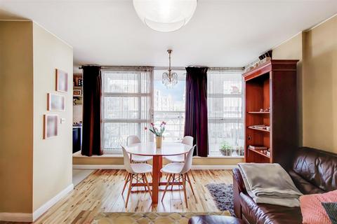 2 bedroom flat for sale, Swish Building, 73-75 Upper Richmond Road, London