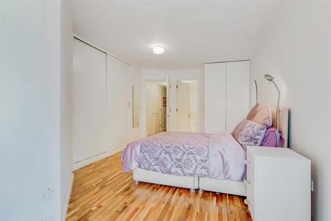 2 bedroom flat for sale, Swish Building, 73-75 Upper Richmond Road, London