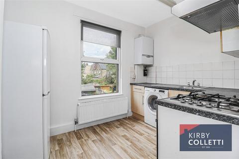 1 bedroom flat to rent, Chase Side, Enfield, Middlesex