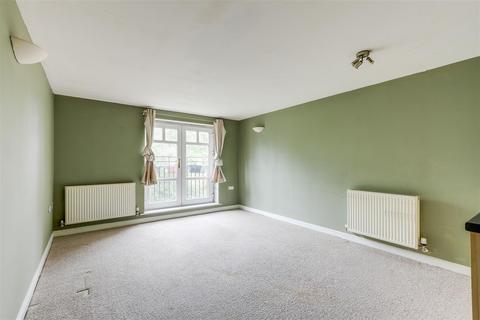 2 bedroom flat for sale, Woodthorpe Drive, Woodthorpe NG5