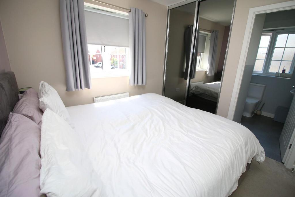 8 - bed 1.JPG