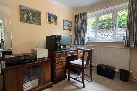 Stone Cottage The Hamlet, Gallowstree Common, Reading, RG4 9BU