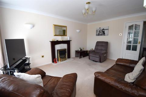 36 Gloucester Way, Jarrow, NE32 4UB