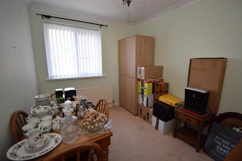 36 Gloucester Way, Jarrow, NE32 4UB