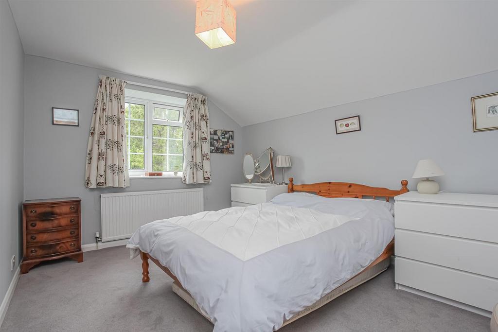 Bedroom 2.jpg