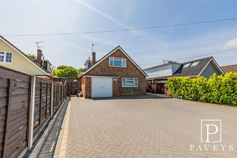 3 bedroom chalet for sale, Thorpe Road, Kirby Cross, Frinton-On-Sea