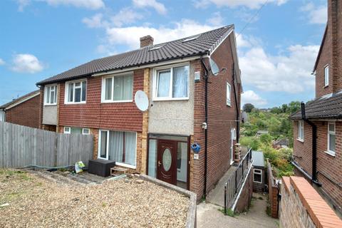 4 bedroom semi-detached house to rent, Deeds Grove, High Wycombe HP12