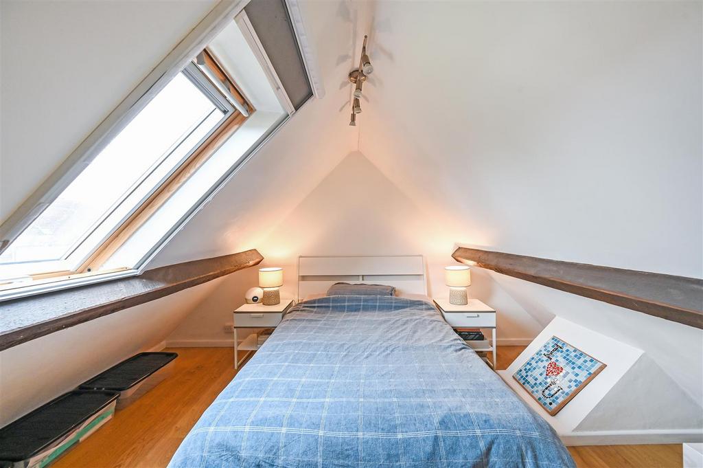 Bedroom/Mezzanine