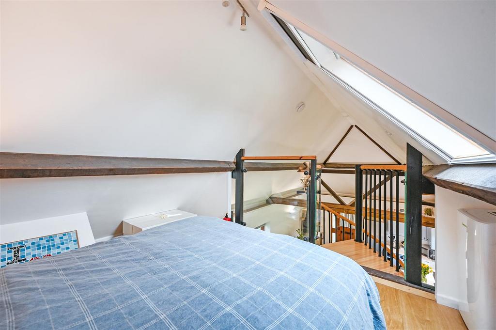 Bedroom/Mezzanine