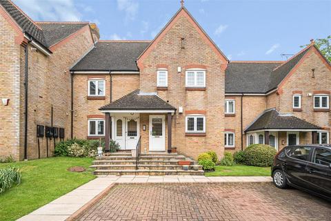 4 Larken Close, Bushey, WD23 1AY
