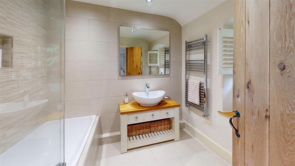 Garage-Annex-lock-Bathroom 1.jpg