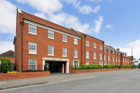 1 bedroom retirement property for sale, The Hornet, Chichester