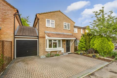 1 Rushbrooke Close, High Wycombe, HP13 7QN