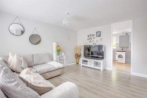 1 Rushbrooke Close, High Wycombe, HP13 7QN