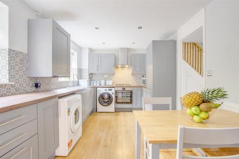 1 Rushbrooke Close, High Wycombe, HP13 7QN