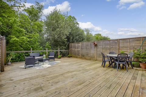 1 Rushbrooke Close, High Wycombe, HP13 7QN