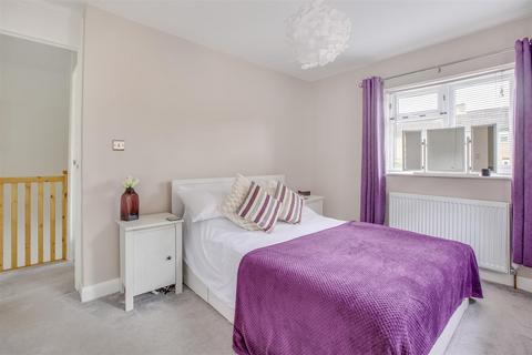 1 Rushbrooke Close, High Wycombe, HP13 7QN