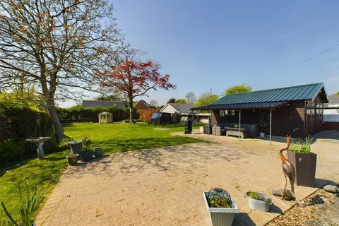 1, Burrows Cottage The Links, Burry Port, SA16 0HT