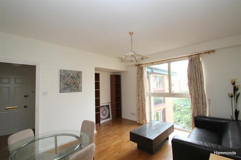 2 bedroom apartment to rent, Tamarind Yard, London