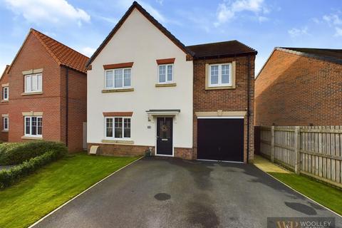 4 bedroom detached house for sale, Underwood Bank, Driffield