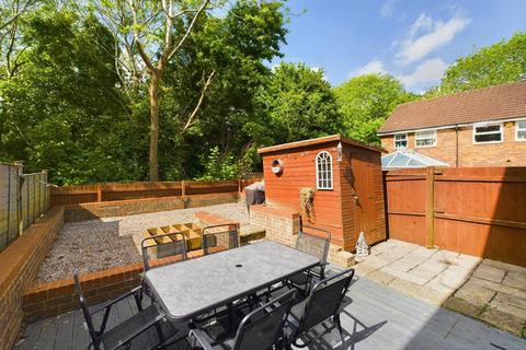 2 bedroom end of terrace house for sale, Stowell Mews, Barnwood, Gloucester