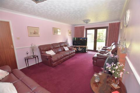6 bedroom house for sale, Broughton Road, South Woodham Ferrers