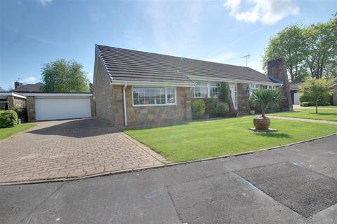 2 bedroom detached bungalow for sale, The Lawns, Beverley