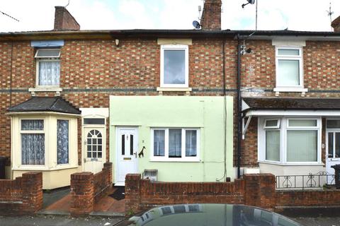 3 bedroom terraced house to rent, St Pauls Street, Gorse Hill, Swindon