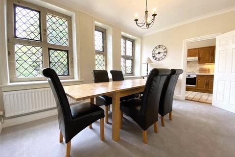 2 bedroom flat for sale, Goodwyns Place, Dorking, Surrey, RH4