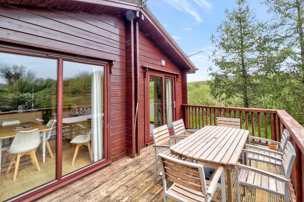 Deck and outlook.jpg