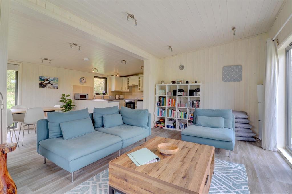 Lounge area.jpg