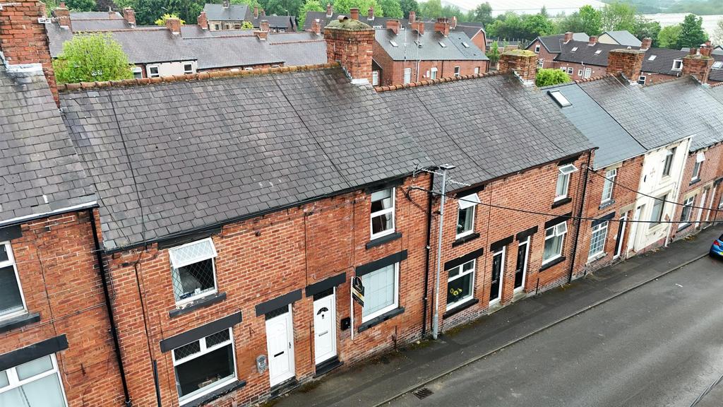 Bridge Street, Barnsley S75 3 bed terraced house for sale £105,000