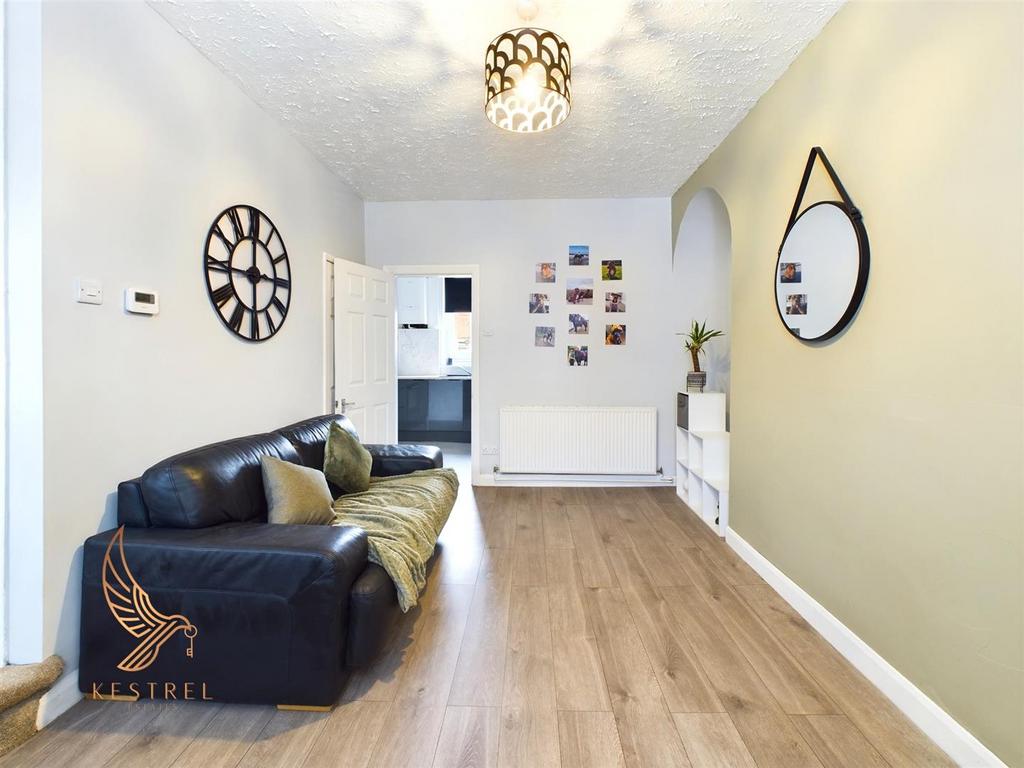 Bridge Street, Barnsley S75 3 bed terraced house for sale £105,000