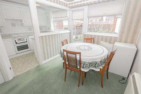 59 Mayplace Avenue, Crayford, Dartford, DA1 4PQ