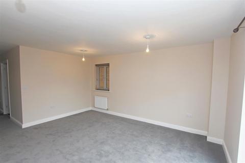 3 bedroom end of terrace house to rent, Hetterley Drive, Barleythorpe, Oakham