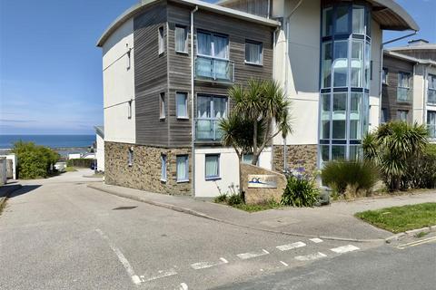 2 bedroom penthouse for sale, Pentire Avenue, Newquay TR7