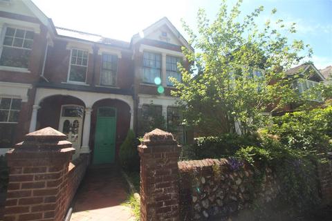 2 bedroom flat to rent, Browning Road, West Sussex BN11