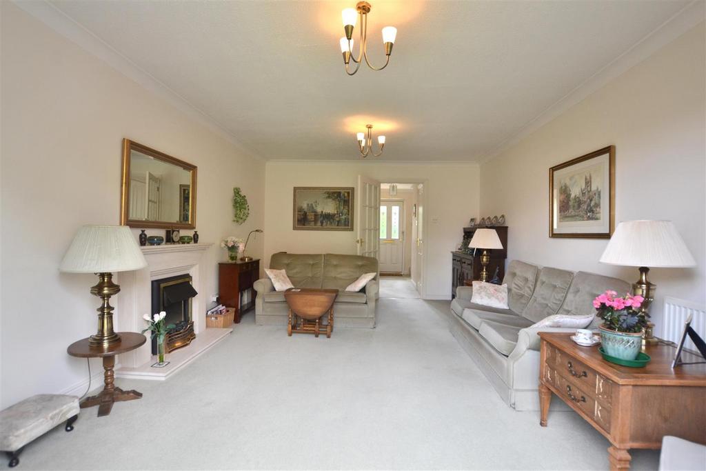 Living Room 1.JPG